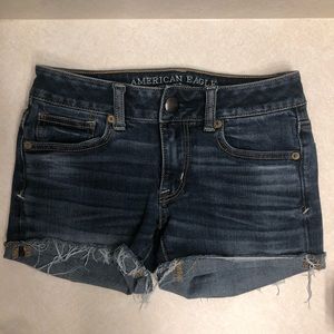 American eagle blue jean shorts 00